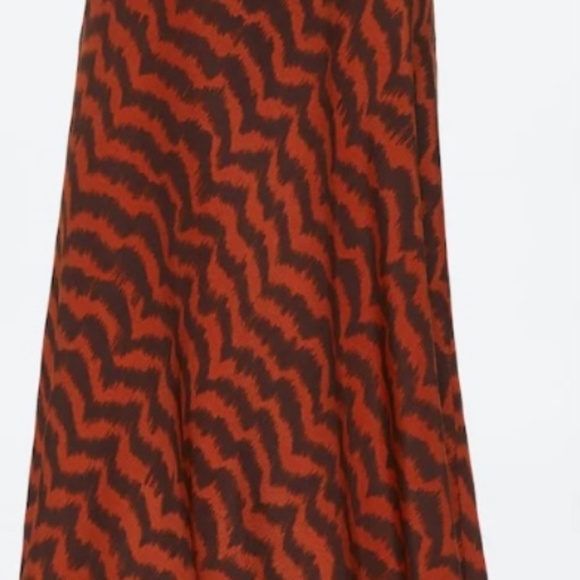 BRAND NEW MANGO Skirt Bombay, size  1XL-2XL - Picture 1 of 1